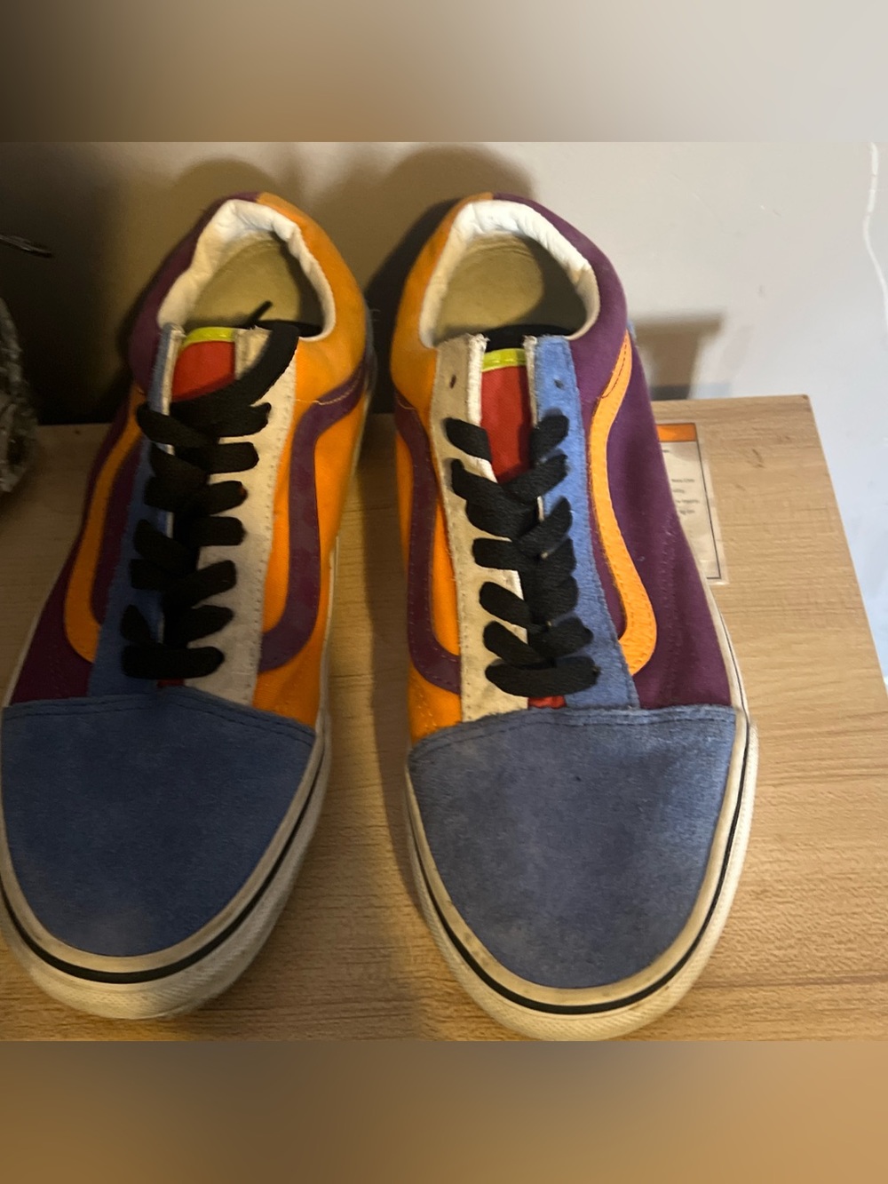 Men’s up vans multicolor low tops size 6.5 women size 8 unisex